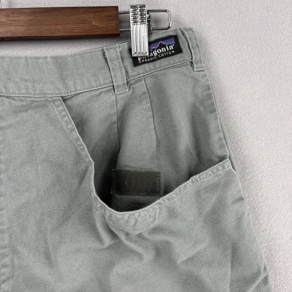 Patagonia vintage stand